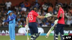 الیکس هېلز او جاس بټلر تر پايه اوټ نه شول