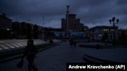 Кількість і тривалість відключень поступово зменшується, констатував президент