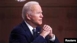 Раніше президент США Джо Байден повідомив, що планує 10 грудня оголосити про зустріч, у якій візьмуть участь представники Росії та «щонайменше чотирьох» основних союзників США по НАТО