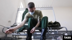 Российский призывник, иллюстрационное архивное фото