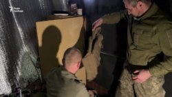 Артилеристи ЗСУ б'ють по противнику на лівому березі Дніпра та прикривають піхоту (відео) Артилеристи ЗСУ б'ють по противнику на лівому березі Дніпра та прикривають піхоту (відео)