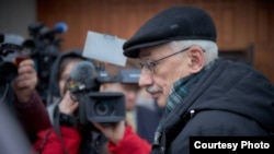 Олег Орлов у Головинского районного суда Москвы, 26 февраля