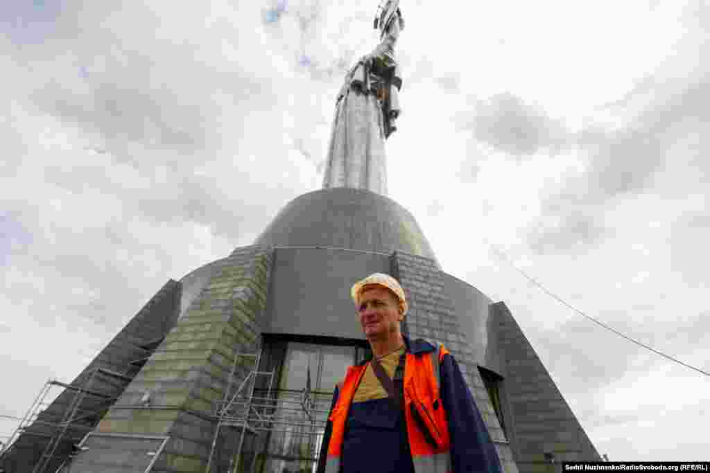 «Це історична подія», – каже монтажник-висотник Валерій Музика