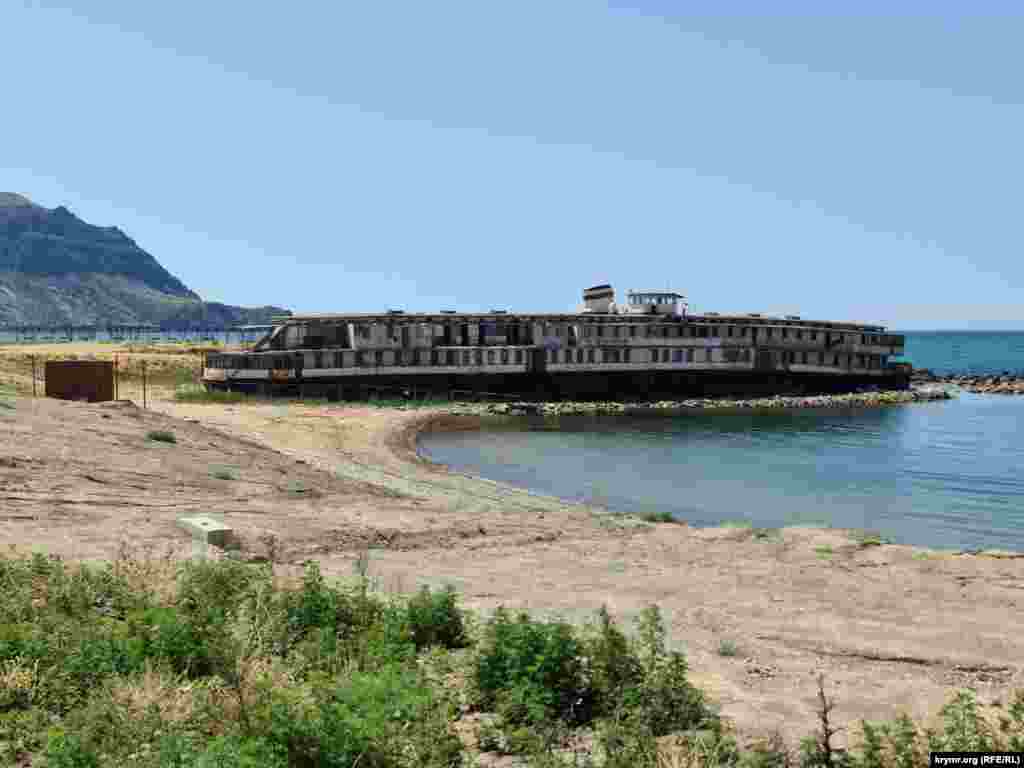 Теплоход «Князь Багратион» планируют превратить в туробъект