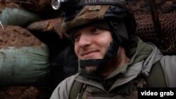 Боєць 12 бригади спецпризначення «Азов» Нацгвардії України з позивним «Фенрір»