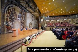 Зібрання Всесвітнього російського народного собору під егідою РПЦ. На ньому проголосили «священную войну» проти України та «Запада, впавшего в сатанизм». Москва, 27 березня 2024 року