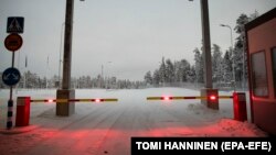 На системність вказує той факт, що одна компанія після початку війни відкрила філії у кількох країнах, які використовувала для доставки товарів до Росії. Щонайменше проти чотирьох компаній ведеться кримінальне розслідування.