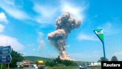 Взрыв на складе компании "Барета трейдинг" в 2012 году. Его, в отличие от более поздних подобных происшествий, болгарские власти с российскими диверсиями не связывают