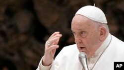 Папа Франциск заявив, що люди втомилися від воєн, які він назвав «катастрофою для народів і поразкою для людства».