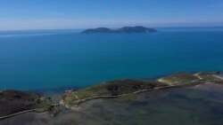 Na albanskom ostrvu bunkera i tunela koje Trampov zet želi pretvoriti u luksuzno odmaralište Na albanskom ostrvu bunkera i tunela koje Trampov zet želi pretvoriti u luksuzno odmaralište