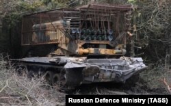 Російська вогнеметна система «Сонцепьок» на лівобережній Херсонщині, лютий 2024 року