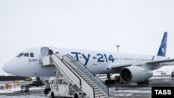 Самалёт Ту-214. Ілюстрацыйнае фота