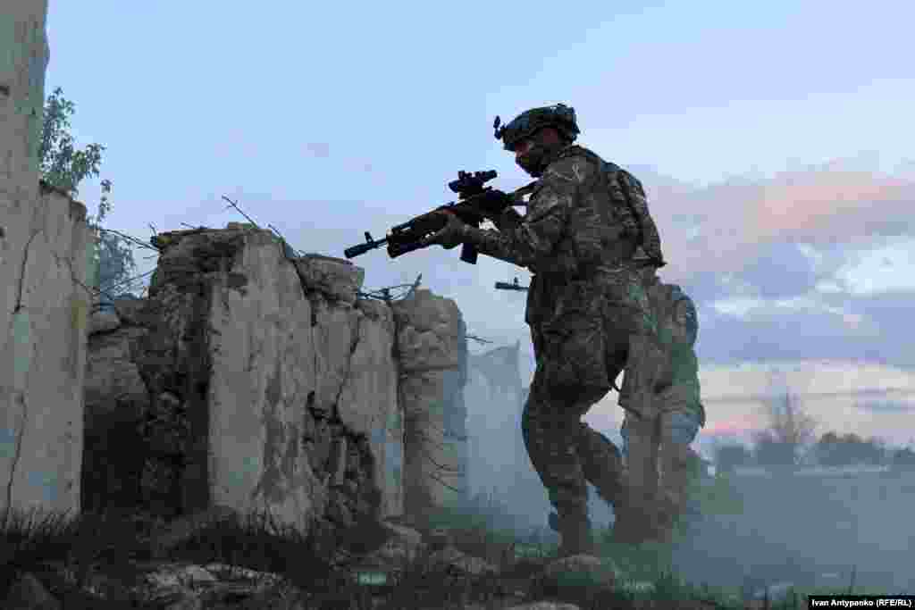 Група «Грека» знову відпрацьовує штурм – уже на іншій локації 