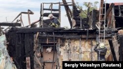 Рятувальники ліквідовували наслідки російського обстрілу – в той час війська РФ завдали повторного удару. Фото ілюстративне