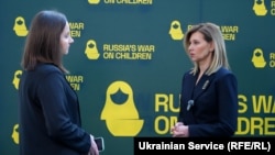 Перша леді України Олена Зеленська дала ексклюзивний коментар проєкту «Ти як?» від Радіо Свобода під час міжнародної конференції, присвяченій поверненню українських дітей з депортації
