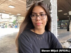 Nevena Mijailović kaže da na nju ukidanje bezviznog režima za Srbiju ne bi uticalo, jer ne putuje često u zemlje EU zbog nedostatka novca.