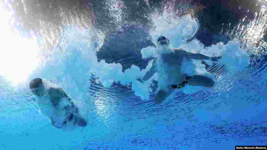 Українські стрибуни у воду Олексій Середа та Кіріл Болюх не змогли вибороти медалі. 