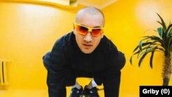 Суд не називає імені засудженого, на особу Юрія Бардаша вказують деталі справи