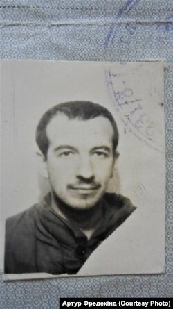 Артур Фредекінд, дисидент з Дніпра