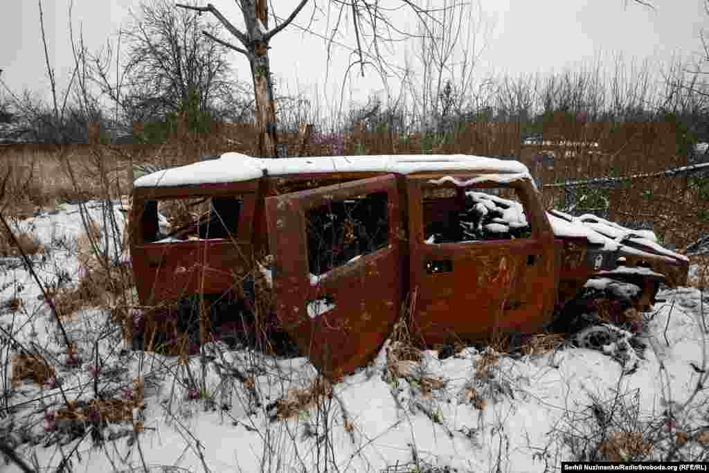 На вулицях села все навколо нагадує про запеклі бої березня 2022-го 