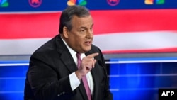 Свій вихід із гонки Кріс Крісті пояснив прагненням завадити висуванню Трампа у президенти США