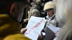 Nastavljeni protesti i štrajk glađu zbog navoda o izbornoj krađi Nastavljeni protesti i štrajk glađu zbog navoda o izbornoj krađi