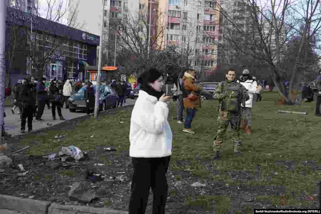 КИЇВ – Під час атаки була пошкоджена будівля станції метро «Лук'янівська». На деякий час рух цією станцією було призупинено