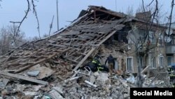 Наслідки російського удару по селу Великий Бурлук. Архівне фото