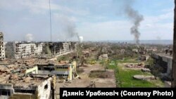 Місто Бахмут, яке перебуває в епіцентрі бойових дій