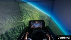 «Можливо, деякий час доведеться витратити перед навчанням на вивчення мови і не просто мови, а ще й термінології, технічного боку».