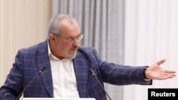 Борис Надеждин