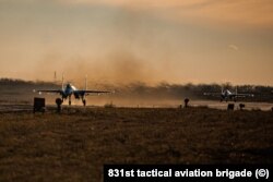 «Злітно-посадкові смуги та руліжні доріжки абсолютно придатні для нормальної експлуатації літаків типу F-16»