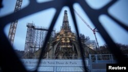Реставрація Собору Паризької Богоматері, ілюстративне фото