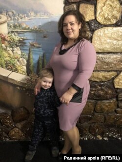 Михаїл Панкін разом з мамою Іриною. Фото – з архівів родини