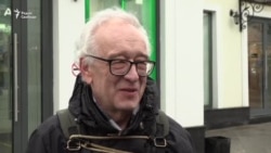 Возможны ли в наше время протесты с социальными требованиями? Возможны ли в наше время протесты с социальными требованиями?