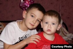 Брати Чикмарьови. Фото з архіву друзів родини