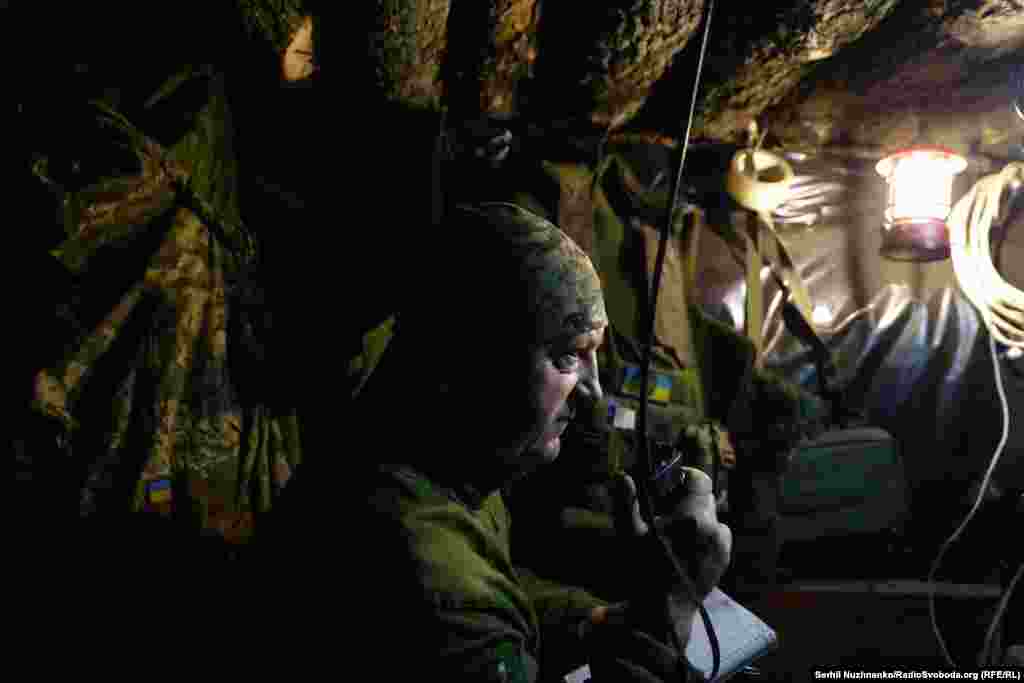 Аеророзвідка знаходить ціль, по рації передають кординати, лунає команда: «До бою!»