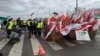 Протест польських фермерів на пункті пропуску «Ягодин-Дорогуськ» на кордоні з Польщею, лютий 2024 року