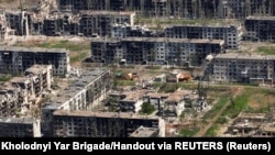 Дев'ятимісячні штурми російських військ перетворили Бахмут на руїни