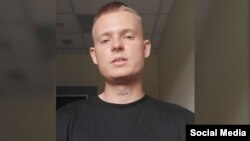 Як повідомляє Російська служба Бі-Бі-Сі, це – Іван Корольов, він лейтенант артилерійських військ