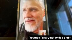 Ігор Саліков на зв'язку з Володимиром Осєчкіним після прибуття до Нідерландів