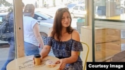 Наталия после того, как снялась с воинского учета