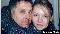 Марина Шифер с пропавшим в Донецке отцом Владимиром Черкасом