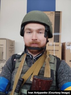 Зараз Петро Чупрун служить в лавах ЗСУ на Донбасі