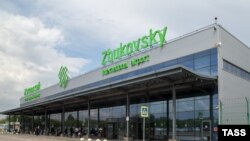 Росавіація відкрила московські аеропорти «Домодєдово» і «Жуковський» лише о четвертій годині ранку