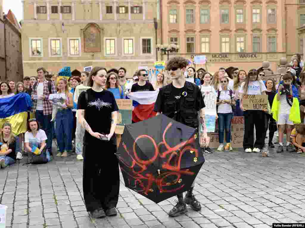 Серед меседжів, які поширювали, були заклики зупинити екоцид, зупинити війну РФ проти України      