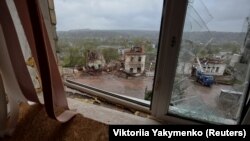 За даними влади, також внаслідок російських атак пошкоджений храм, 7 приватних будинків, господарська споруда, лінія електропередач та газогони. Фото ілюстративне