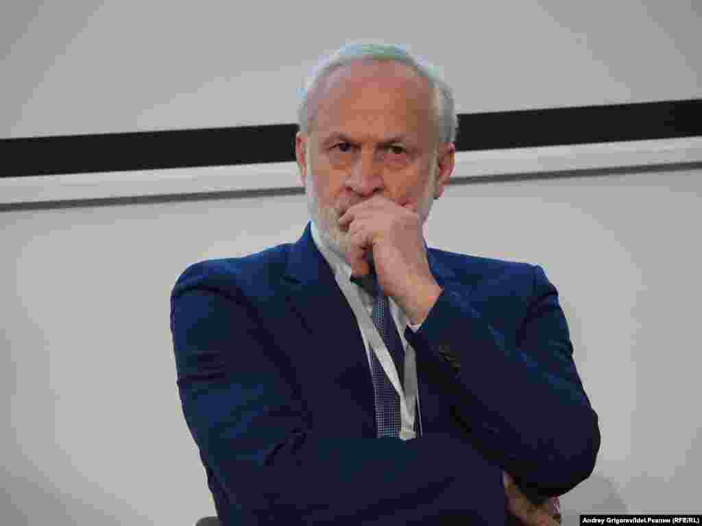 Ахмед Закаев 