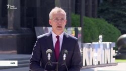 Єнс Столтенберґ про невиконані обіцянки щодо поставок Україні озброєння (відео) Єнс Столтенберґ про невиконані обіцянки щодо поставок Україні озброєння (відео)