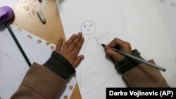 Prikupljanje donacija za školovanje tridesetoro djece traje do 24. lipnja: ilustrativna fotografija
